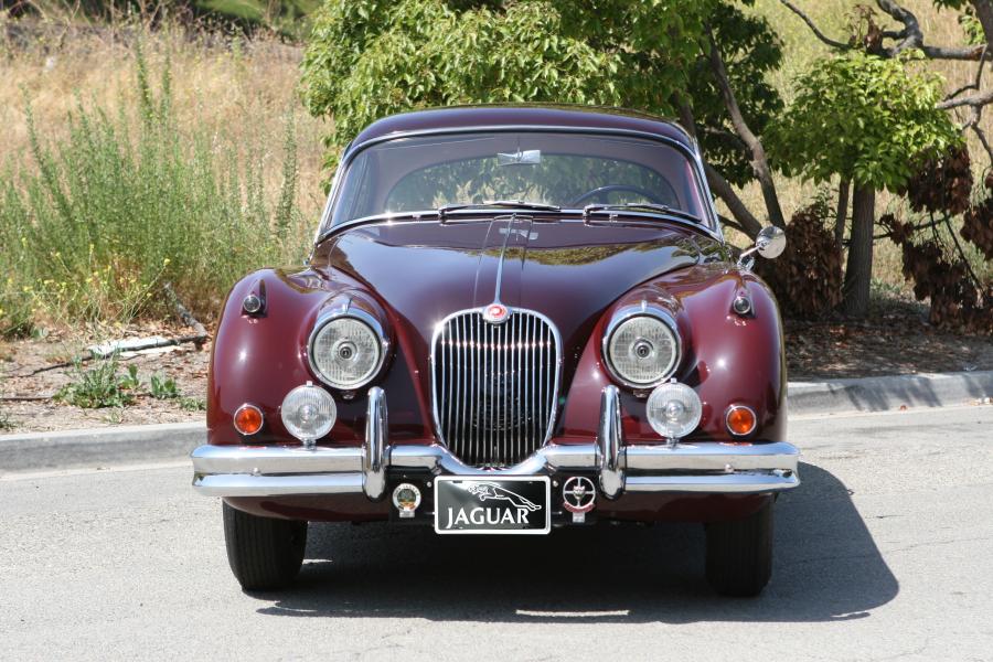  Jaguar XK150 S 3.8 Fixed Head Coupe 1961 года  (фото 8 из 9)